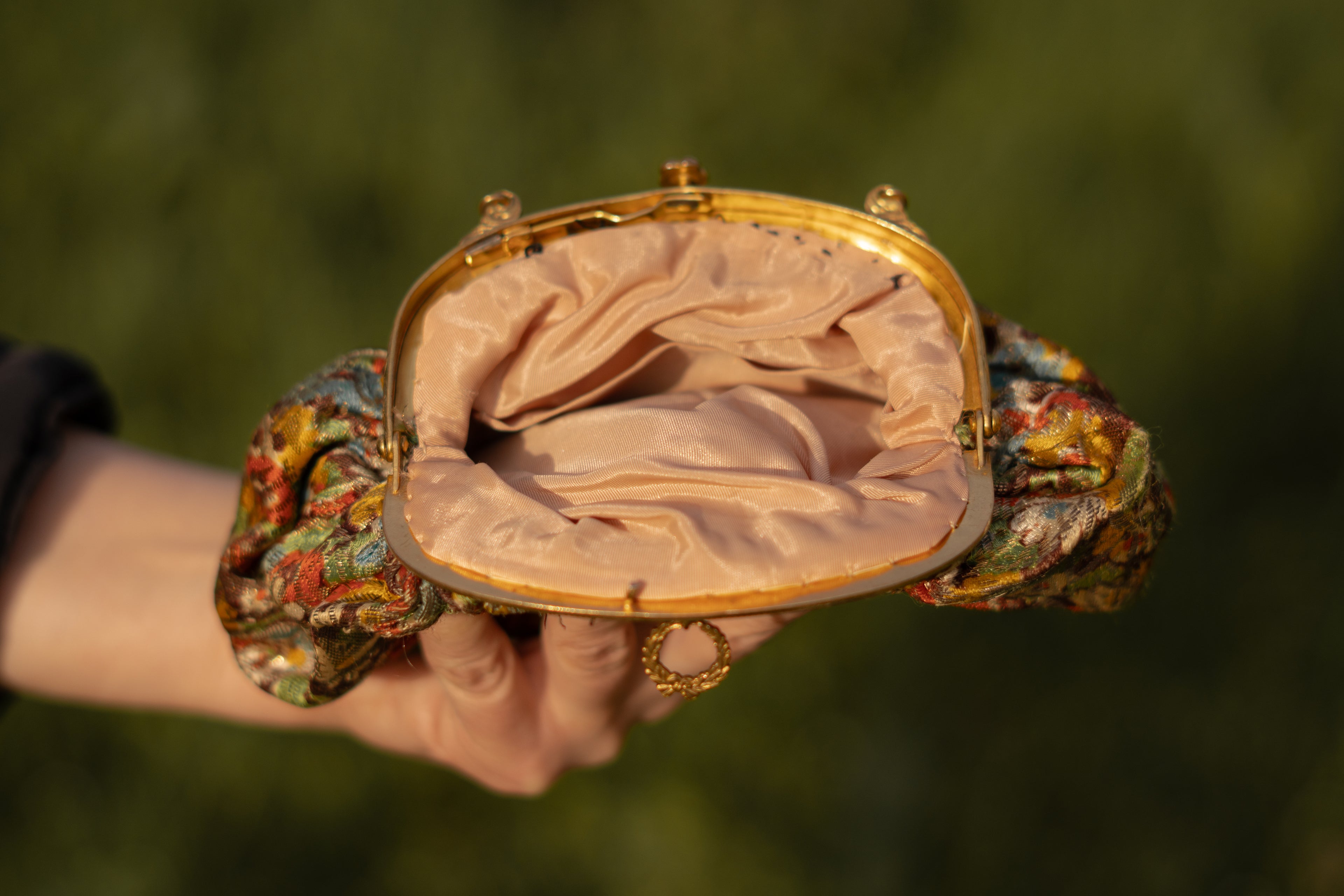 1930 Evening Silk Floral Purse