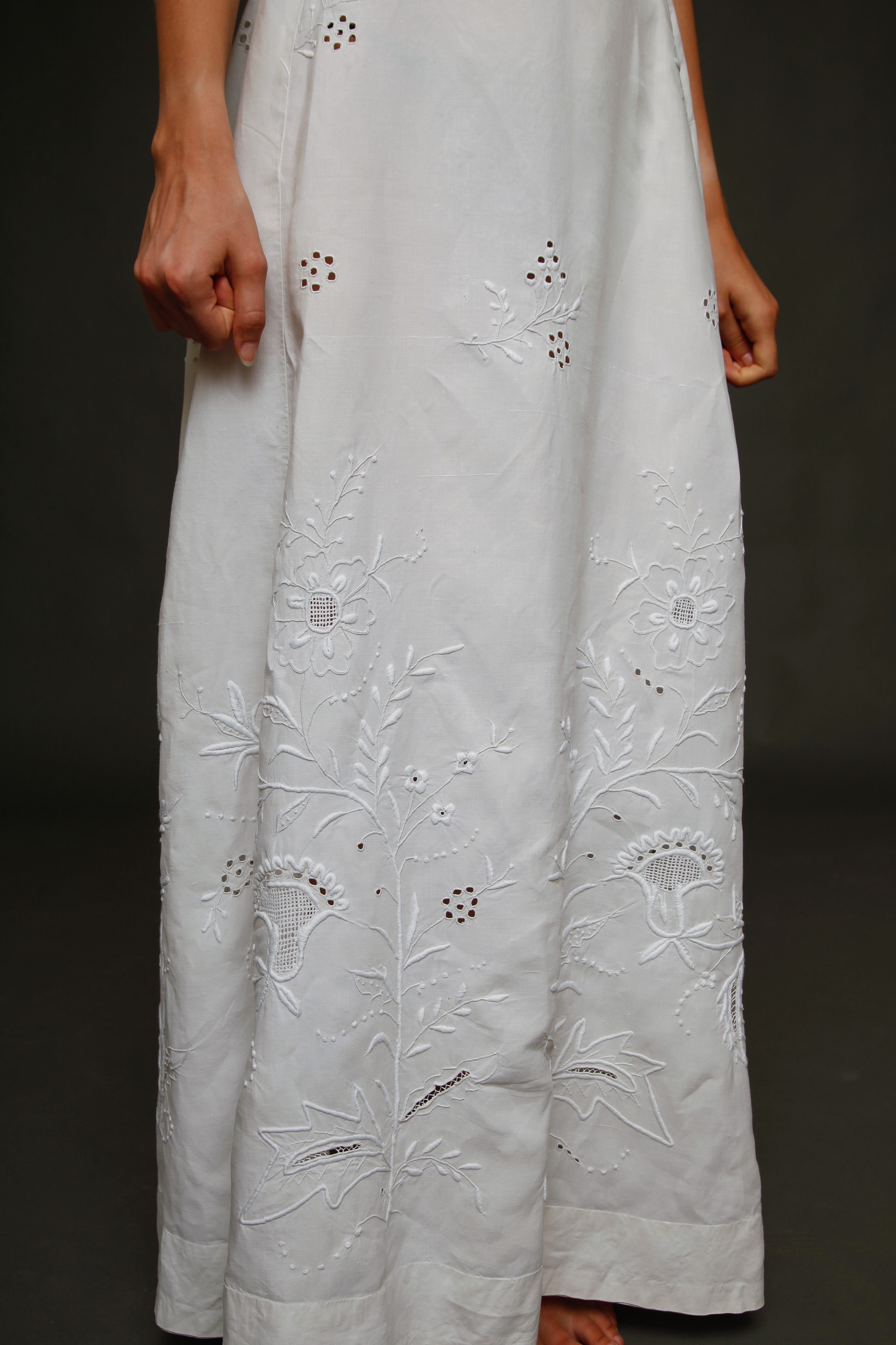 Antique Edwardian Linen Hand Embroidered Skirt