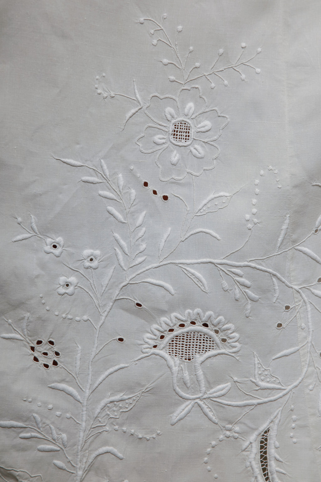 Antique Edwardian Linen Hand Embroidered Skirt