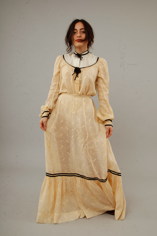 Victorian Cotton Muslin Cream Ensemble with Velvet Details