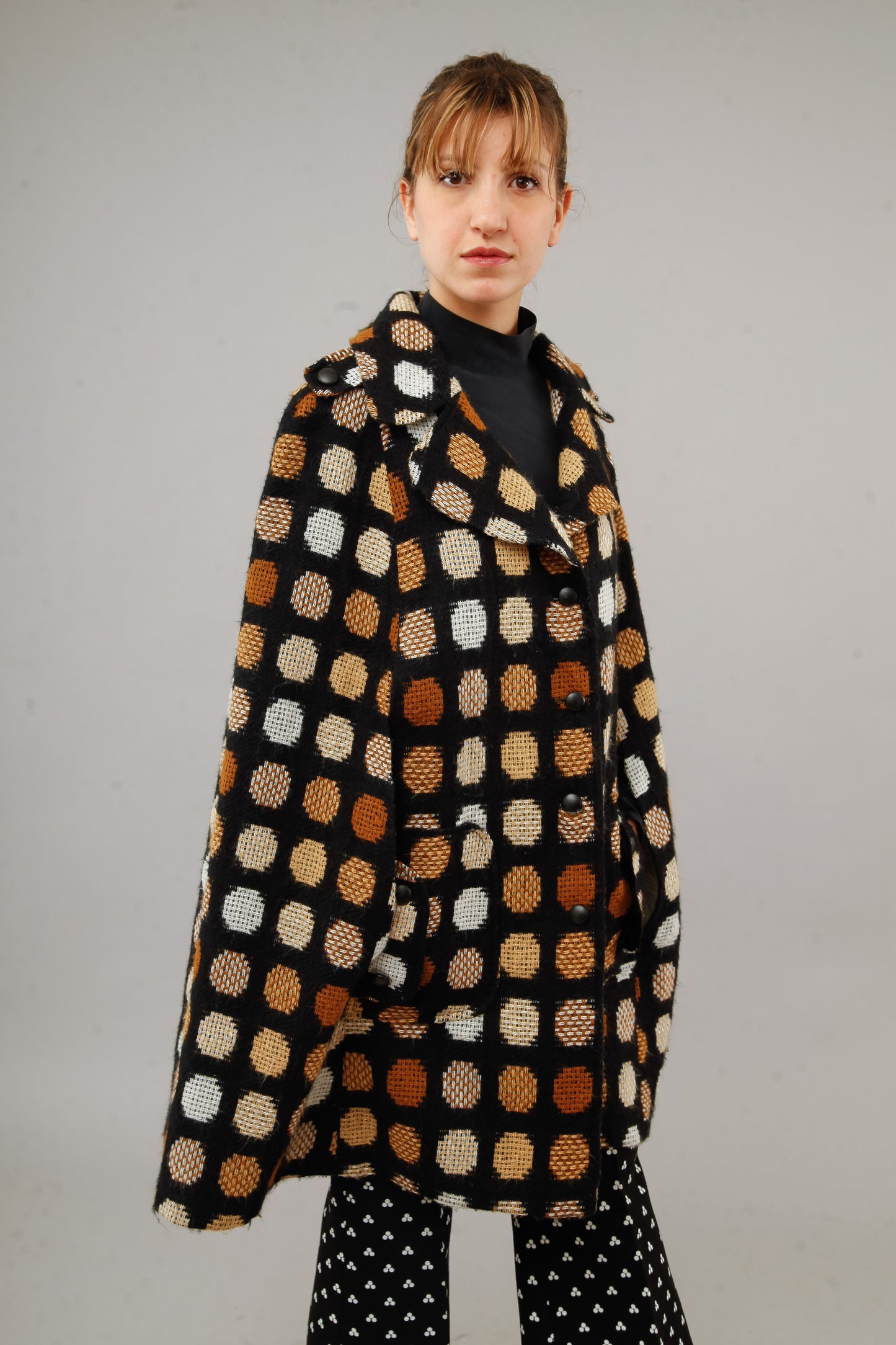 1960 Dotted Brown Cape