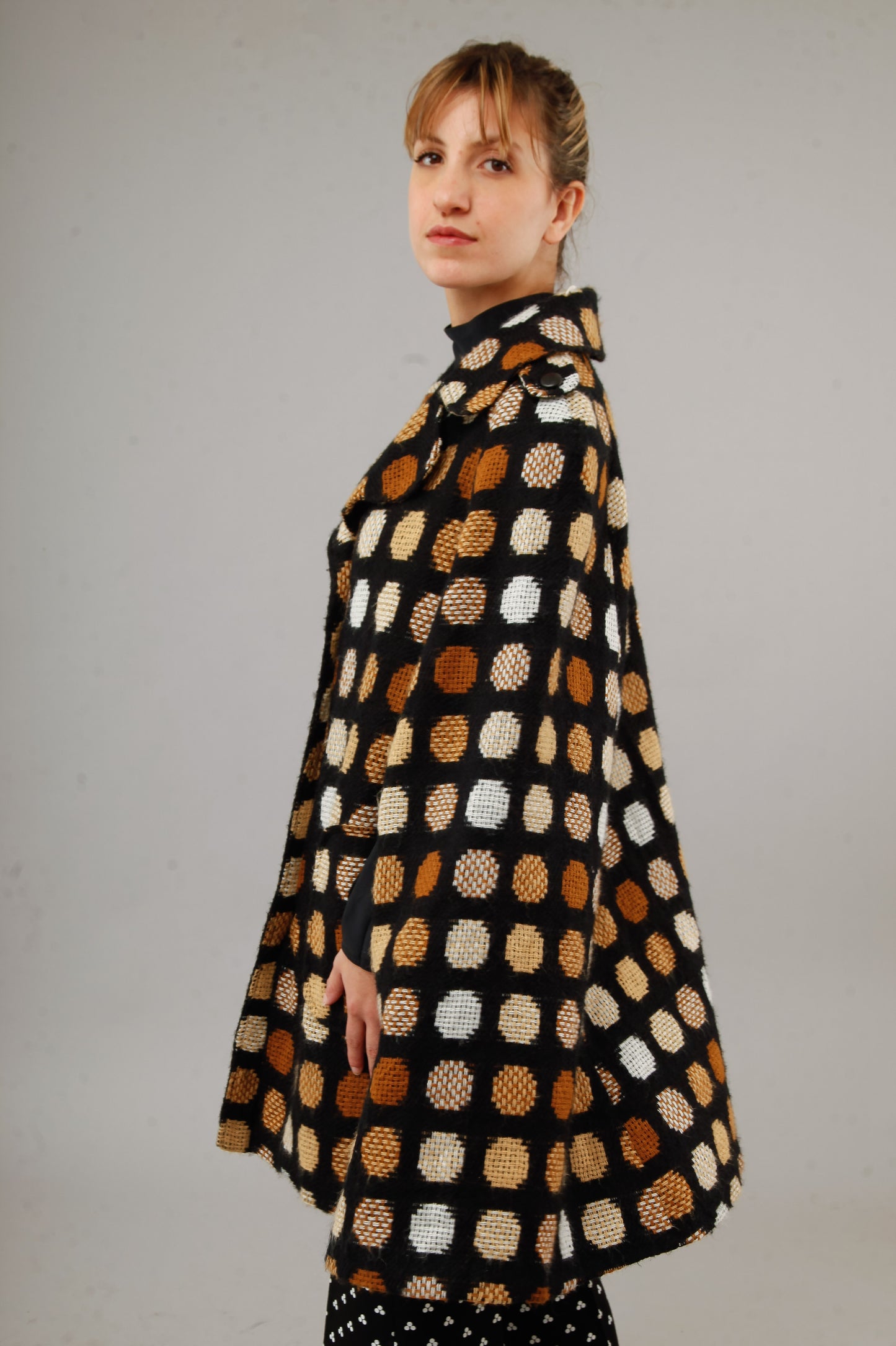1960 Dotted Brown Cape
