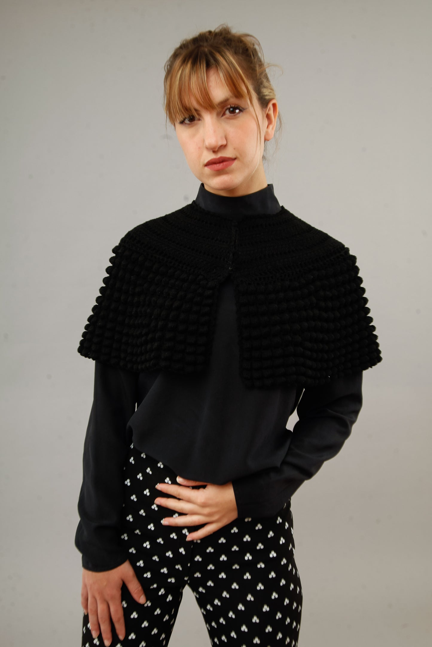 1890 Wool Knitted Capelet