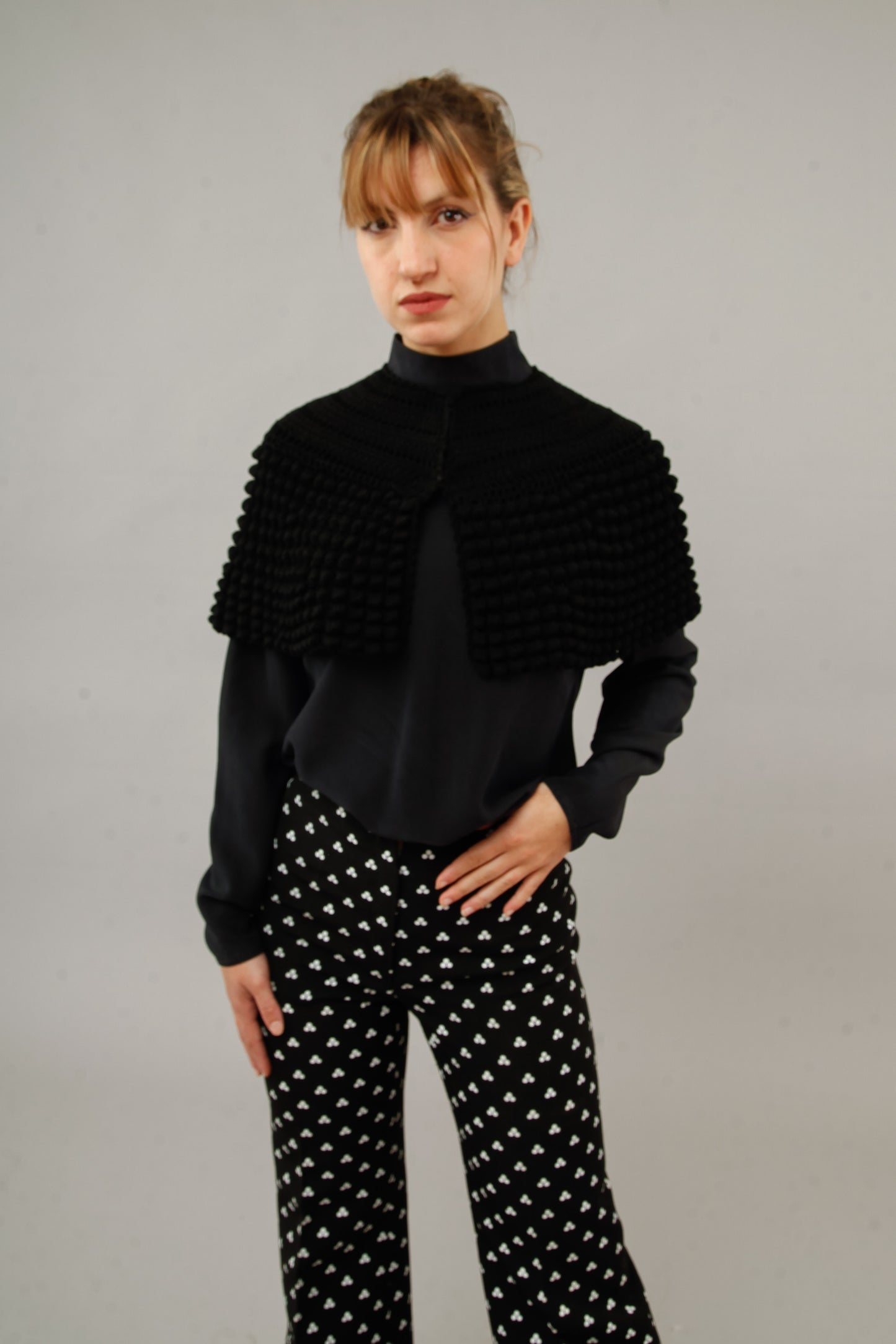 1890 Wool Knitted Capelet