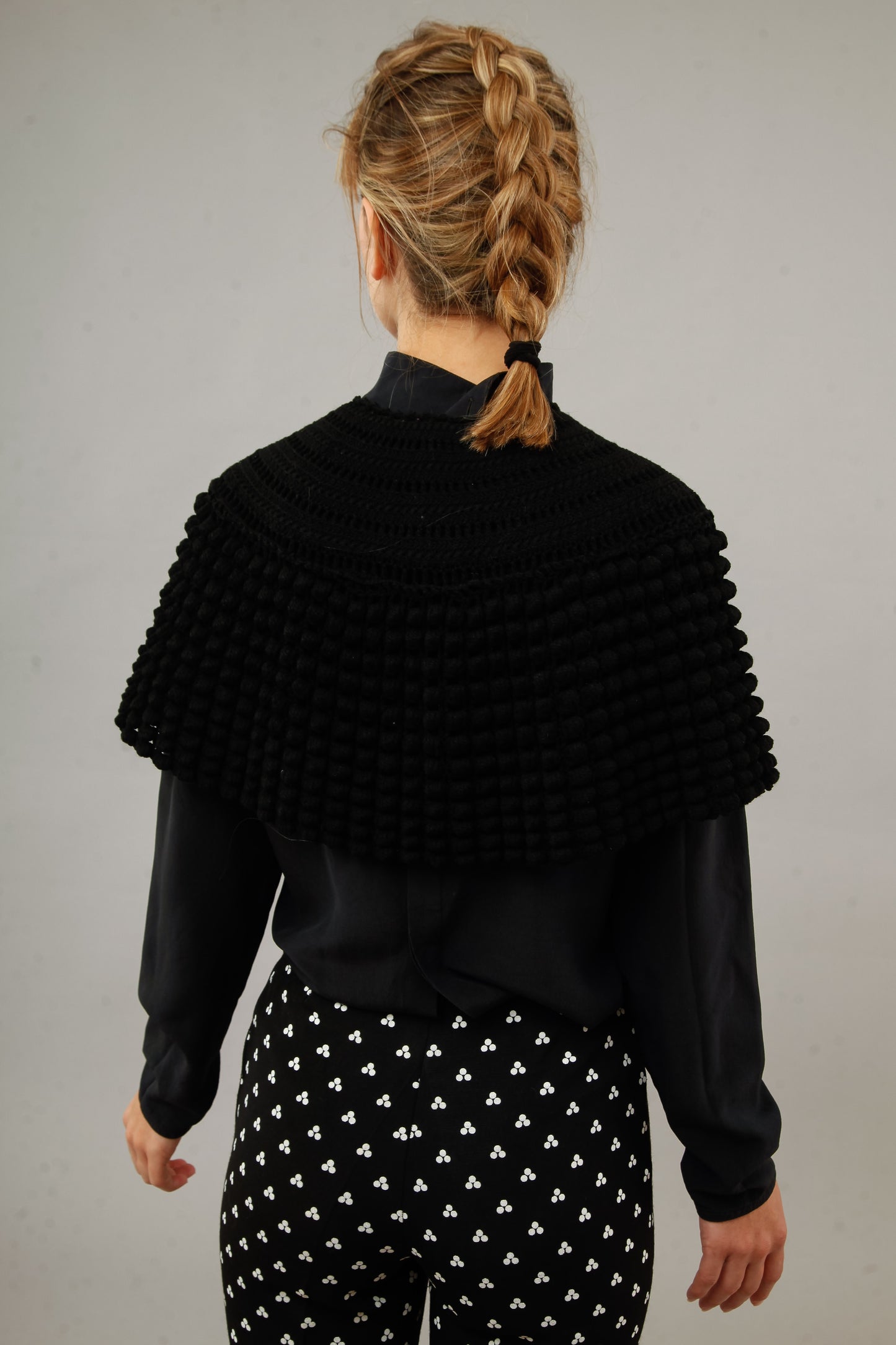 1890 Wool Knitted Capelet